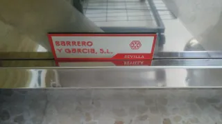 Vitrina expositora refrigerada   acero inoxidable