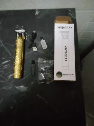 Maquinita de afeitar VINTAGE T9 dorada