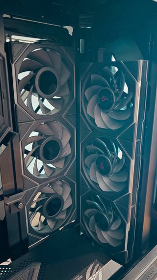 Gabinete Asus ROG Hyperion