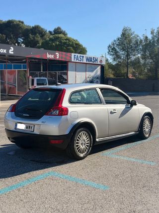 Volvo C30 2009
