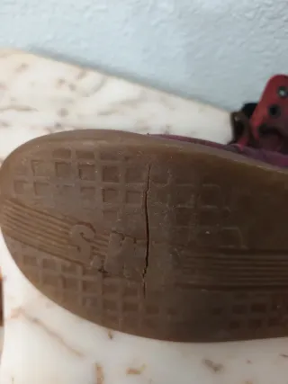 Clasico DMs botas de cuero rojo y marrón