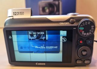 Cámara Canon PowerShot SX220 HS 14x Zoom