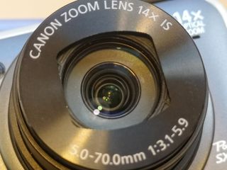 Cámara Canon PowerShot SX220 HS 14x Zoom