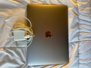 MacBook Pro 13” 2019 Touch Bar i5 8GB 128GB SSD