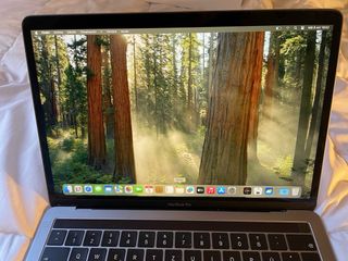 MacBook Pro 13” 2019 Touch Bar i5 8GB 128GB SSD