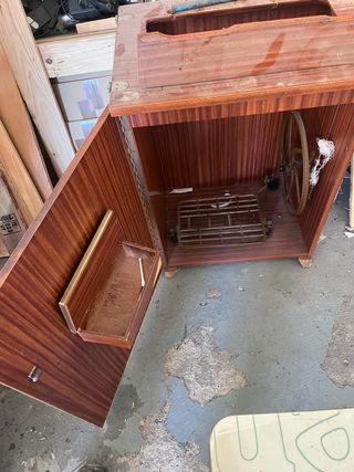 Mueble Singer Máquina de Coser Pedal