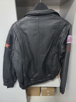 Cazadora efecto piel con parches – Talla 38