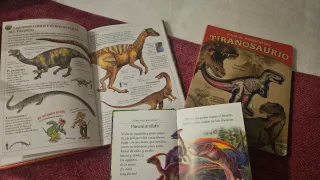 Tiranosaurio y Dinosaurios Geronimo...con regalo