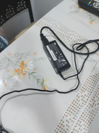 Portátil Acer Aspire 4752 i3 Morado. Windows 11pro