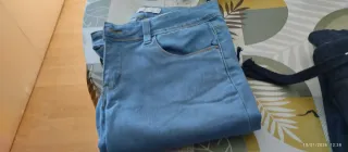 Pantalón tejano azul