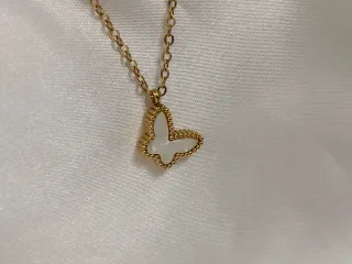 Collar acero mariposa acero oro bañado 18K