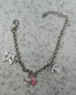 Pulsera Hello Kitty con charms
