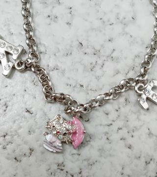 Pulsera Hello Kitty con charms