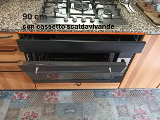 Cucina completa: fuochi, cappa, forno