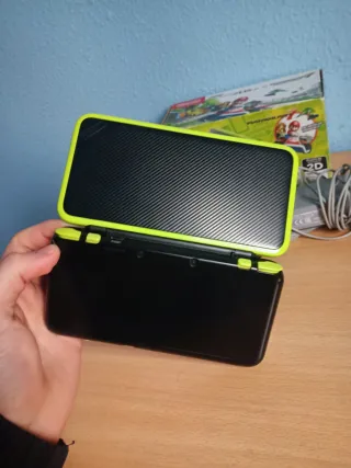 New Nintendo 2DS XL Verde