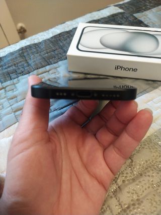 iPhone 15 batería 100%