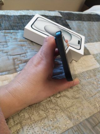 iPhone 15 batería 100%