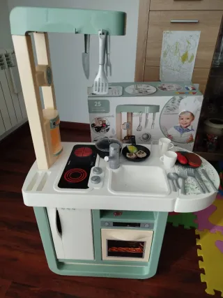 Cocinita Smoby verde y blanca