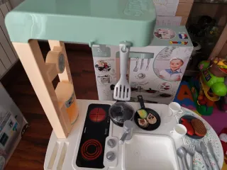 Cocinita Smoby verde y blanca