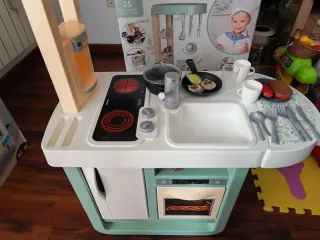 Cocinita Smoby verde y blanca