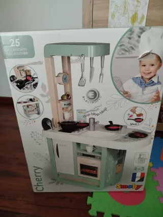 Cocinita Smoby verde y blanca