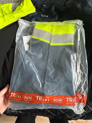 Traje de agua alta visibilidad