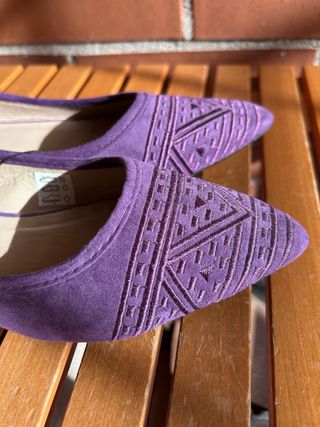 Zapatos planos morados NATURA talla 40