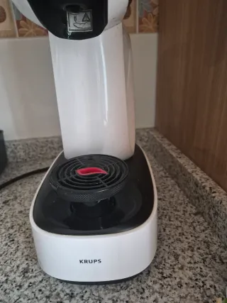 Cafetera Krups Dolce Gusto