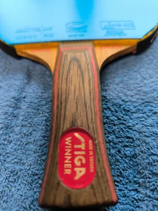 Pala de tenis de mesa STIGA - Butterfly - Yinhe.