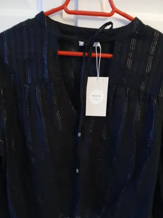 Camisa negra manga larga transparente