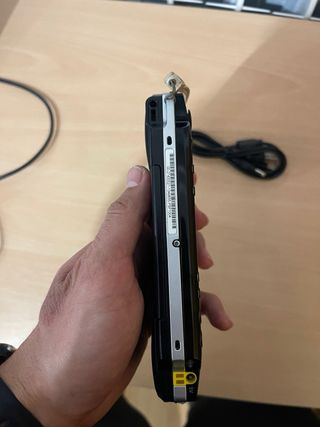 PSP Negra 64GB + Funda + Cable Cargador y PC