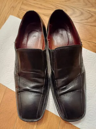 Zapatos de piel negros