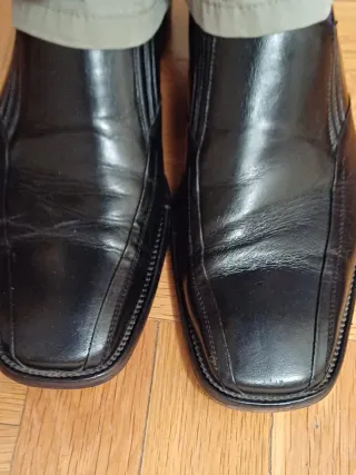 Zapatos de piel negros