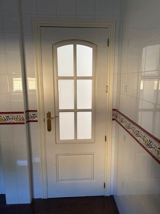 Puertas de madera blancas de interior