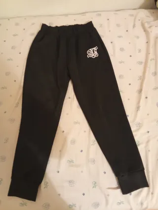 Chándal negro con logo