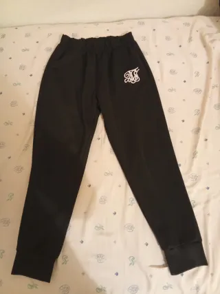 Chándal negro con logo