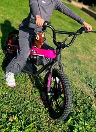 Bicicleta eléctrica infantil
