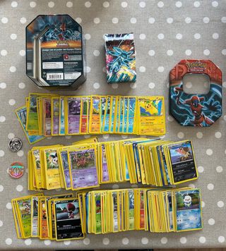 Cartas Pokémon + Caja