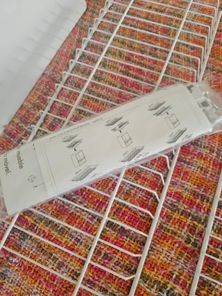 Escurreplatos y escurridor vasos con bandeja