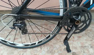 BICI FIBRA DE CARBONO MERIDA REACTO 4000 A 740 EUR