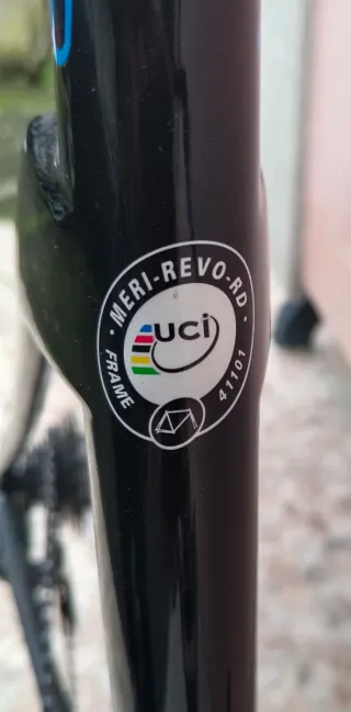 BICI FIBRA DE CARBONO MERIDA REACTO 4000 A 740 EUR