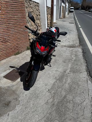 Kawasaki Z900 95cv (limitable para A2) 2024