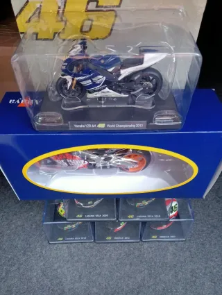 Maquetas Motos Valentino Rossi Yamaha