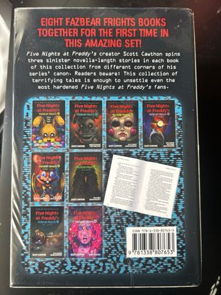 Five Nights at Freddy's FAZBEAR FRIGHTS LIBROS