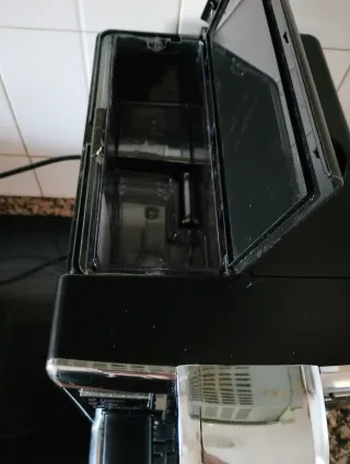 Cafetera Philips Automática Negra con defecto