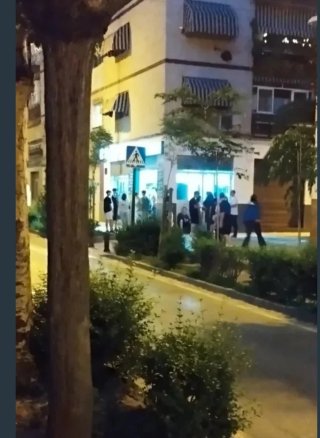 Traspaso Asadero de Pollos + Kebab Funcionando