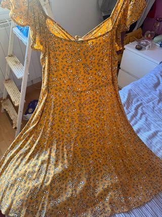 Vestido amarillo floral Springfield