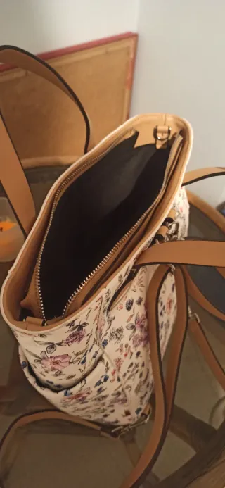 Bolso de mano floral blanco