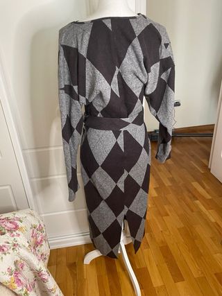 Vestido de punto Zara con rombos