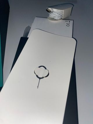 OPPO Reno6 5G  Solo utilizado 1 mes.